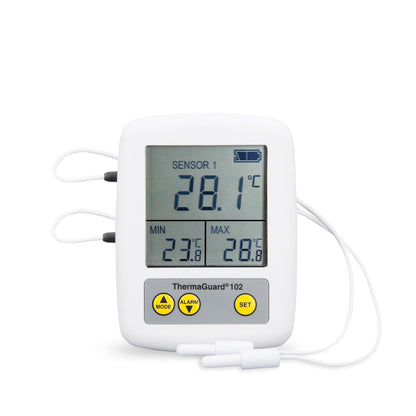 Thermomètre ThermaGuard avec capteurs doubles affichant la température actuelle, les lectures minimales et maximales, la conformité HACCP pour la sécurité alimentaire de Thermometer.fr.
