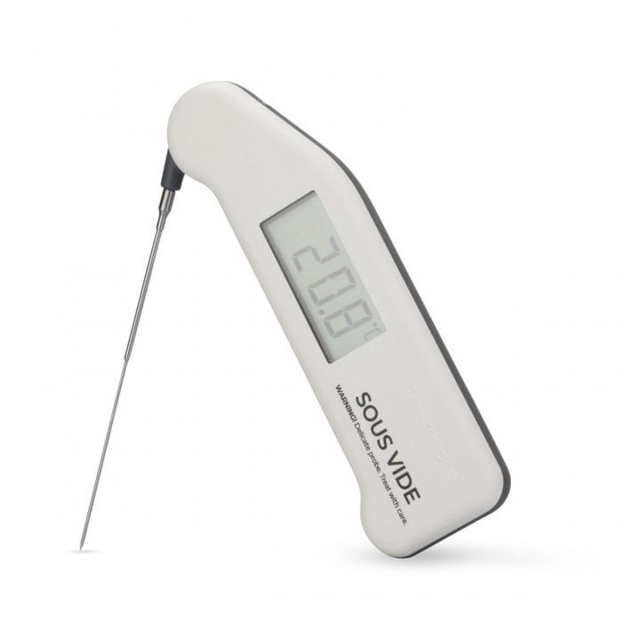 Un Thermomètre sous vide Thermapen® avec sonde à aiguille miniature par Thermometre.fr sur fond blanc.